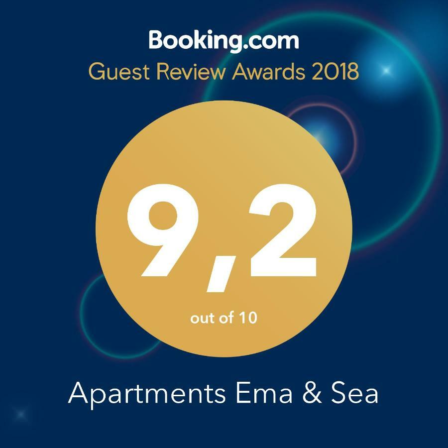Ema & Sea Apartment'S พูลา ภายนอก รูปภาพ